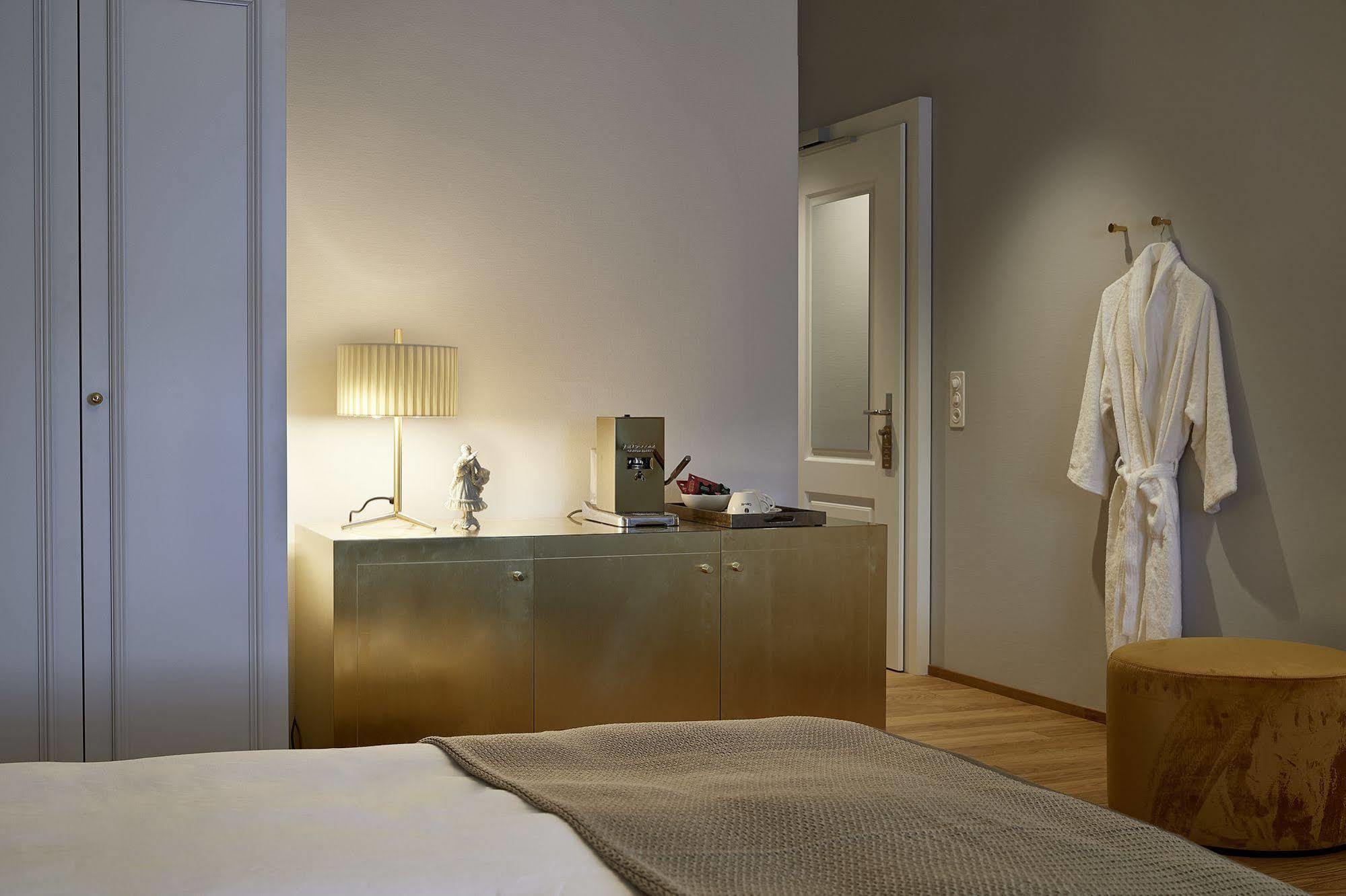 Boutique Hotel La Couronne ゾロトゥルン エクステリア 写真